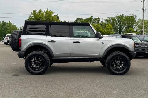 2022 Ford Bronco Black Diamond