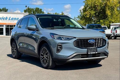 2023 Ford Escape PHEV SE