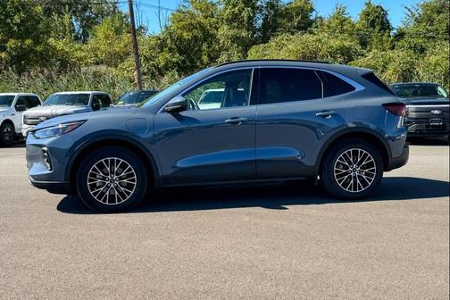 2023 Ford Escape PHEV SE