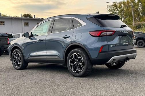 2025 Ford Escape Platinum