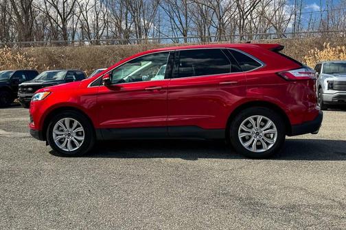 Rapid Red Metallic Tinted Clearcoat 2023 Ford Edge Titanium