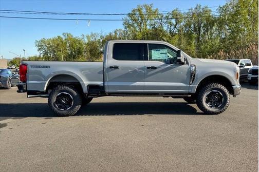2025 Ford F-350 XLT