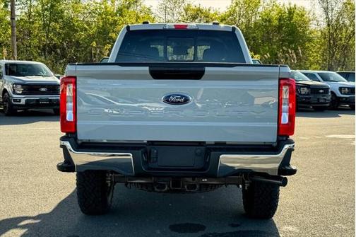 2025 Ford F-350 XLT