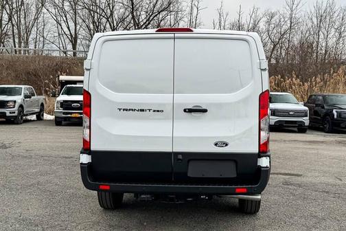 Oxford White 2026 Ford Transit-250 Base