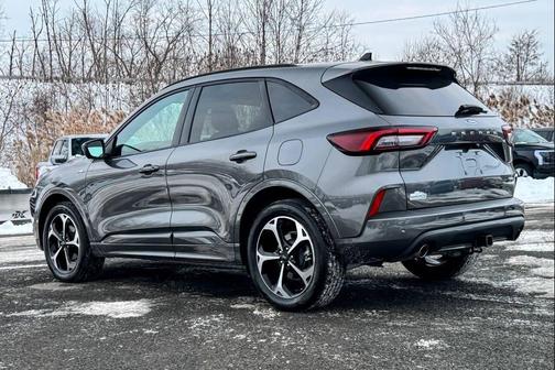 2023 Ford Escape ST-Line Select