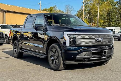 2025 Ford F-150 Lightning LARIAT