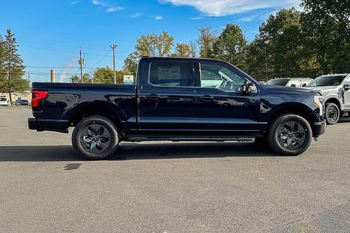 2025 Ford F-150 Lightning LARIAT