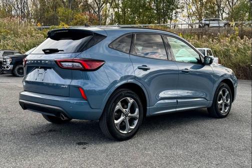 2023 Ford Escape ST-Line Select