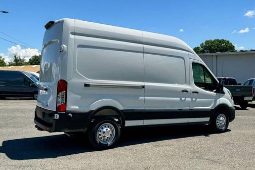 Oxford White 2026 Ford Transit-250 Base
