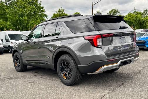 Carbonized Gray Metallic 2026 Ford Explorer Tremor