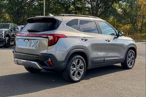 2024 Kia Seltos S