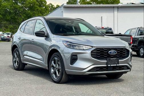 Iconic Silver Metallic 2023 Ford Escape ST-Line