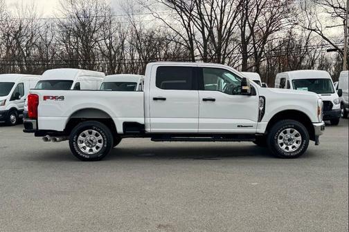 2024 Ford F-250 XLT