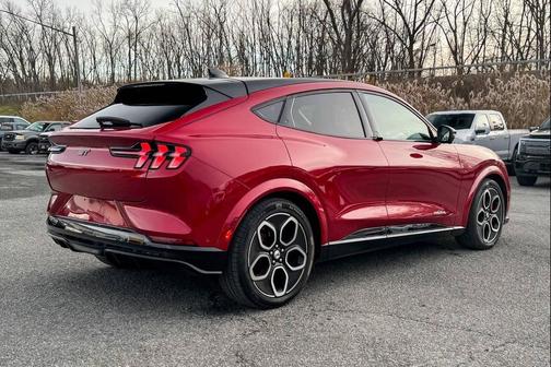 2022 Ford Mustang Mach-E GT