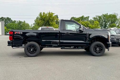 2025 Ford F-250 XL