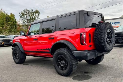 Red 2022 Ford Bronco Wildtrak