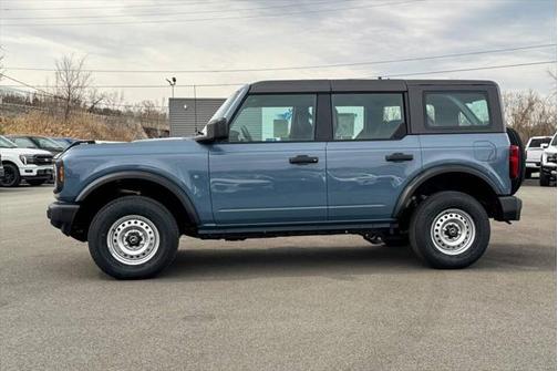 2025 Ford Bronco Base 4x4 4dr SUV