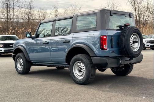 2025 Ford Bronco Base 4x4 4dr SUV