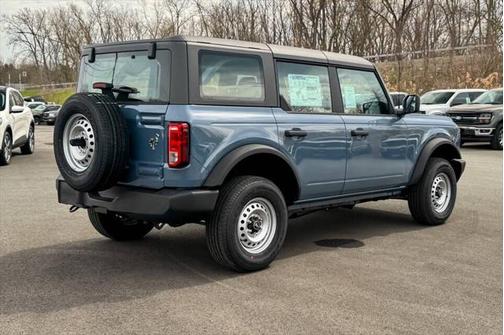 2025 Ford Bronco Base 4x4 4dr SUV