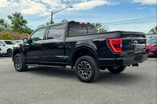 Agate Black Metallic 2023 Ford F-150 XLT