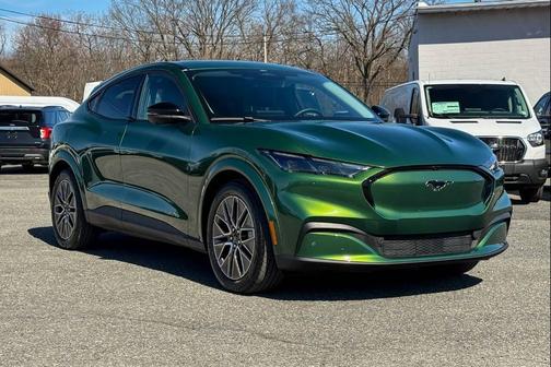 Eruption Green Metallic 2025 Ford Mustang Mach-E Premium