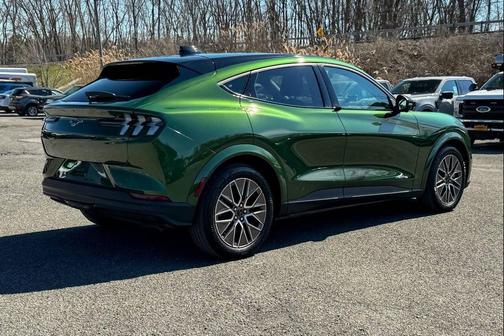 Eruption Green Metallic 2025 Ford Mustang Mach-E Premium
