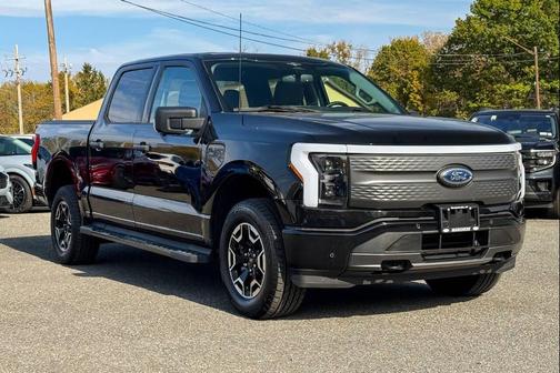 2023 Ford F-150 Lightning XLT