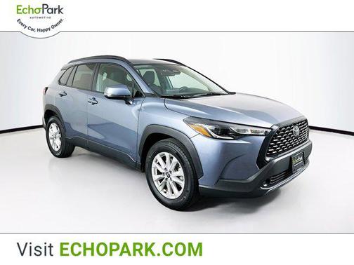 2024 Toyota Corolla Cross LE