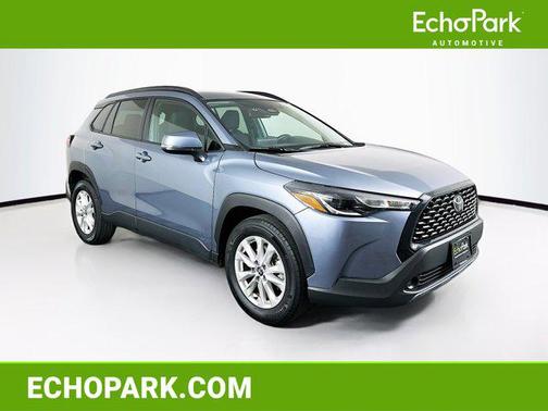 2024 Toyota Corolla Cross LE