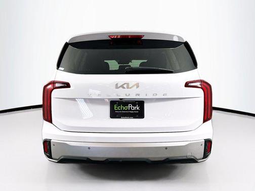 2023 Kia Telluride LX