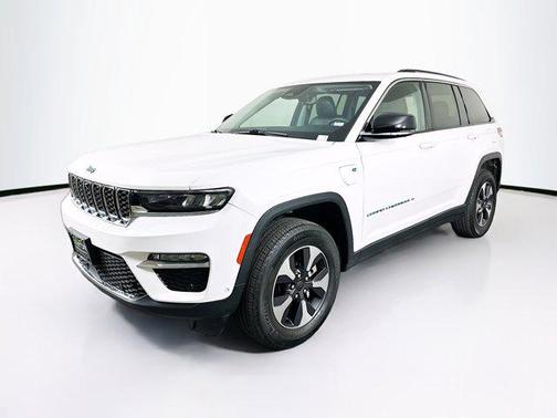 Bright White Clearcoat 2023 Jeep Grand Cherokee 4xe Base