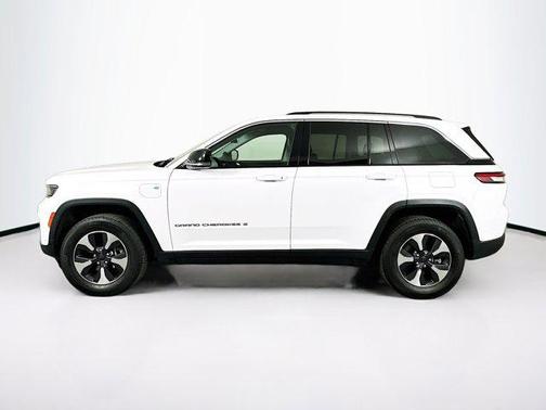 Bright White Clearcoat 2023 Jeep Grand Cherokee 4xe Base