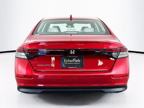 2025 Honda Accord LX 1.5T