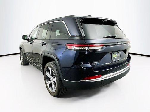 2022 Jeep Grand Cherokee 4xe Base