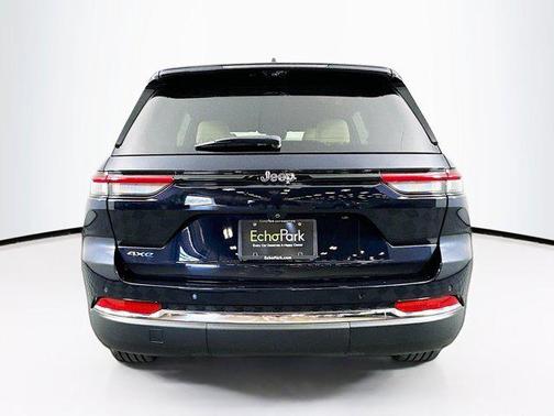 2022 Jeep Grand Cherokee 4xe Base