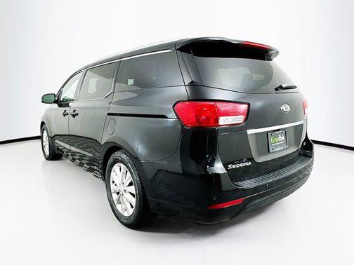2016 Kia Sedona EX