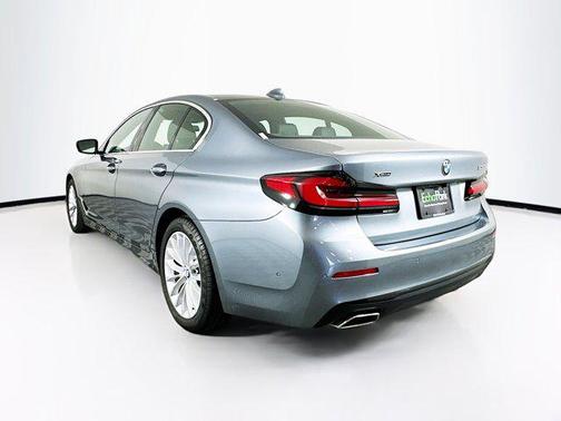2022 BMW 530 i xDrive