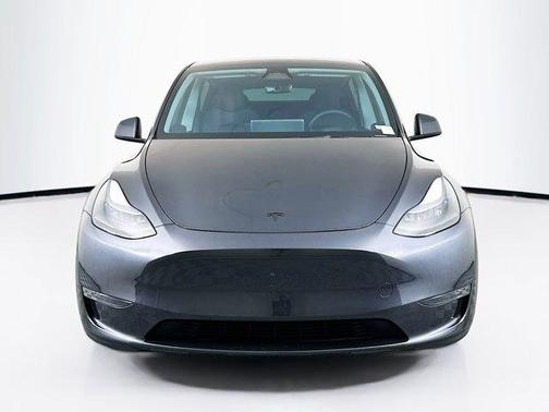 Stealth Grey 2025 Tesla Model Y Performance Dual Motor All-Wheel Drive
