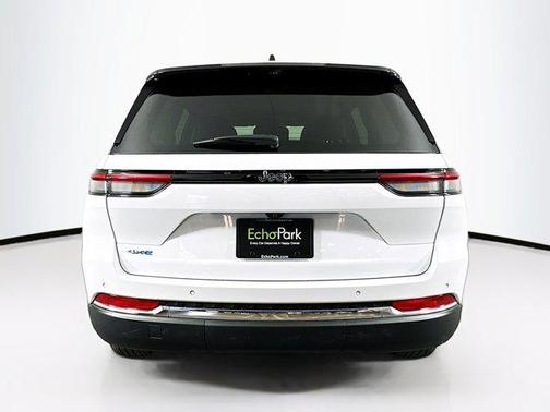 2022 Jeep Grand Cherokee 4xe Base