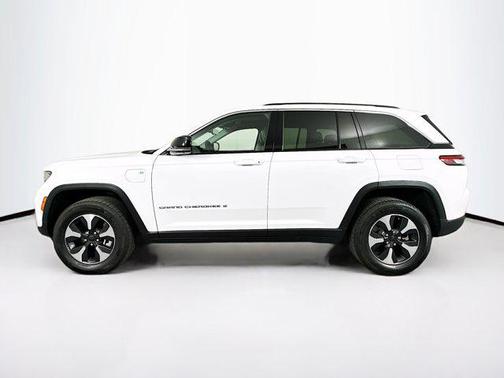 2022 Jeep Grand Cherokee 4xe Base
