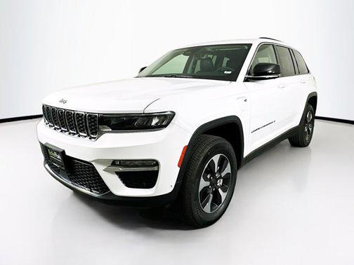 2022 Jeep Grand Cherokee 4xe Base