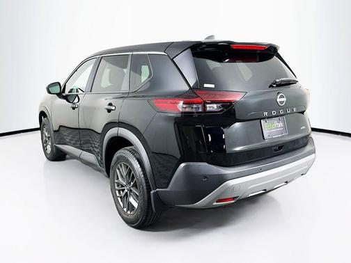 Super Black 2023 Nissan Rogue S