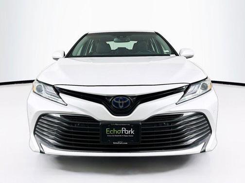 2018 Toyota Camry Hybrid XLE