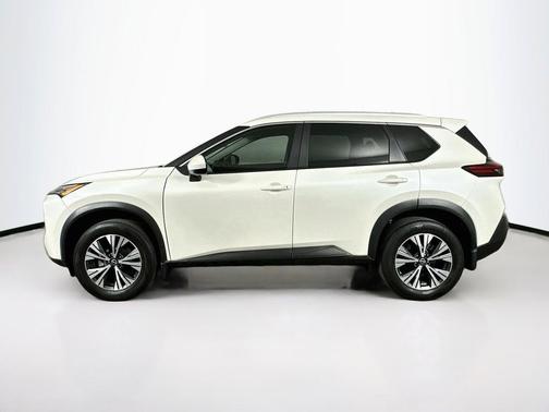 Pearl White Tricoat 2023 Nissan Rogue SV