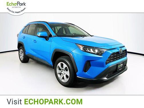 2020 Toyota RAV4 LE