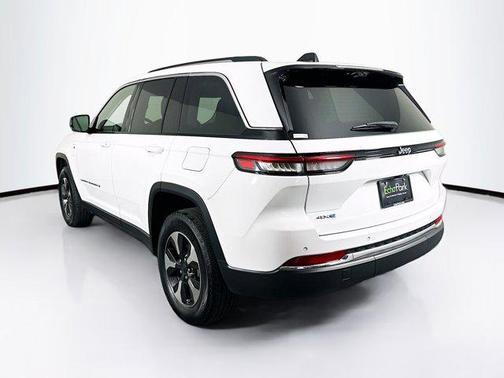Bright White Clearcoat 2022 Jeep Grand Cherokee 4xe Base