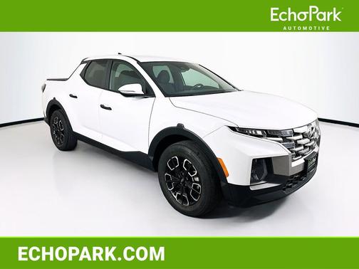 Atlas White 2024 Hyundai SANTA CRUZ SEL