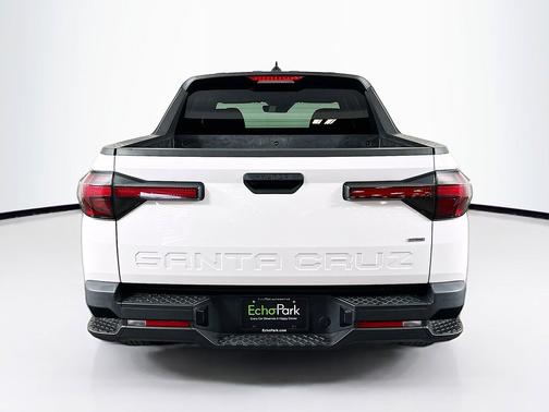 Atlas White 2024 Hyundai SANTA CRUZ SEL
