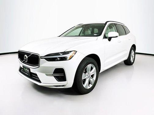 2022 Volvo XC60 Momentum
