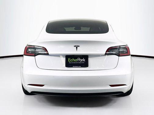 Pearl White Multi-Coat 2021 Tesla Model 3 Standard Range Plus